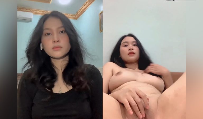 Vú to, lồn không lông – chat sex show hàng với bạn trai